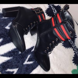 BEAUTIFUL BOOTS FOR A BEAUTIFUL WOMEN🖤